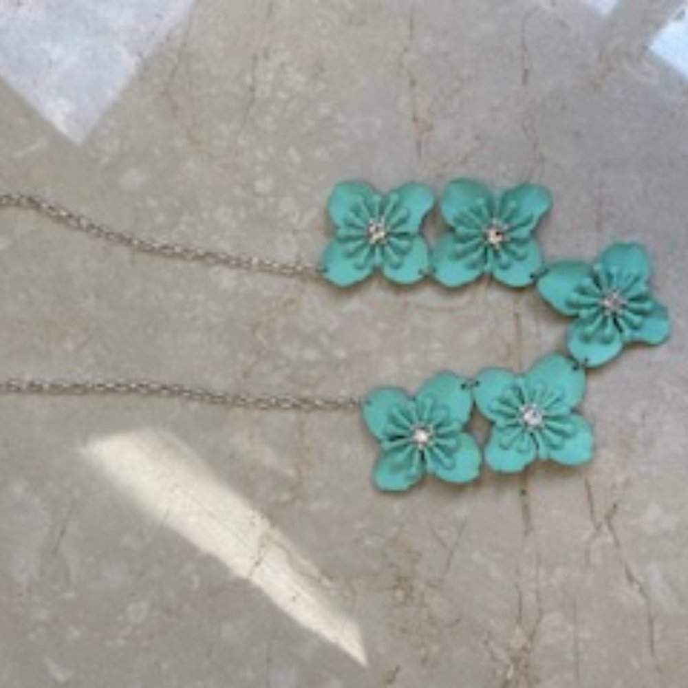 Teal Flower Necklace